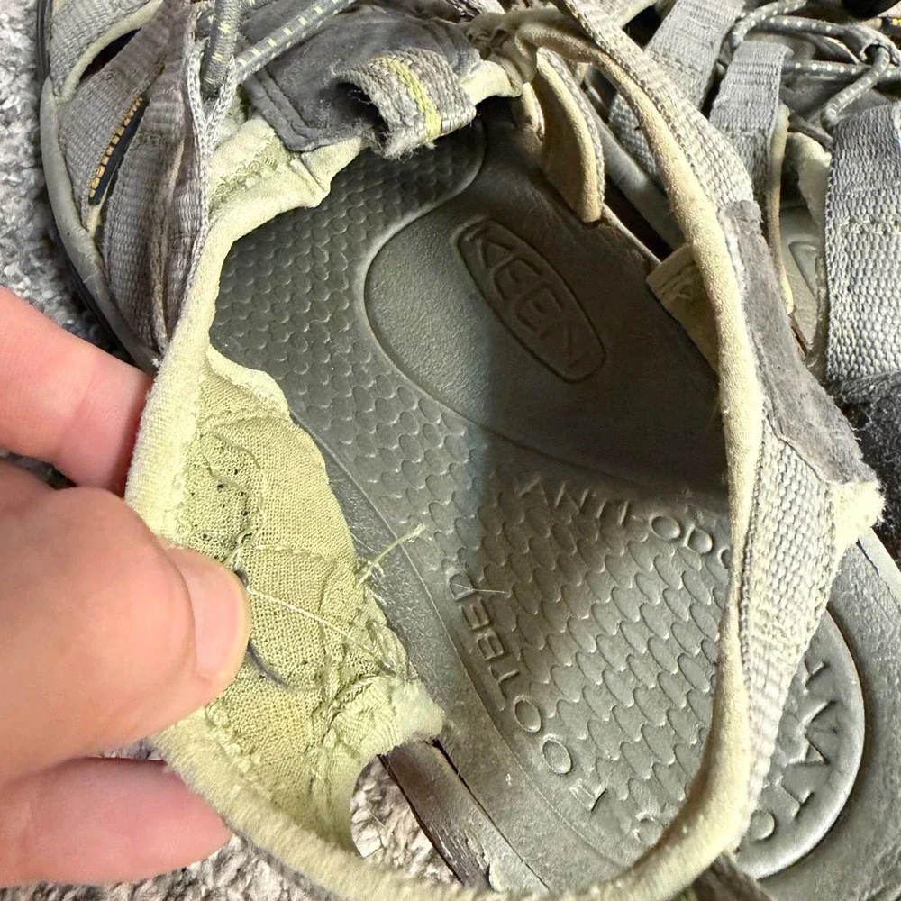 KEEN Newport H2 Mens Size 7 Waterproof Hiking Grey Lime Green Sport Shoes